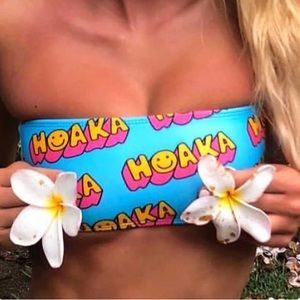 New! Smiley Hoaka Pony Tops size m+